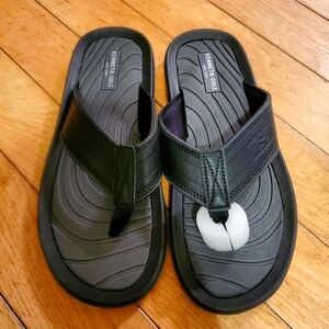 Kenneth Cole Flip Flops